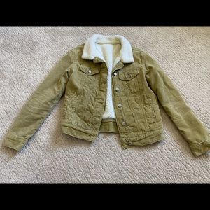 Corduroy button jacket with fur in inside